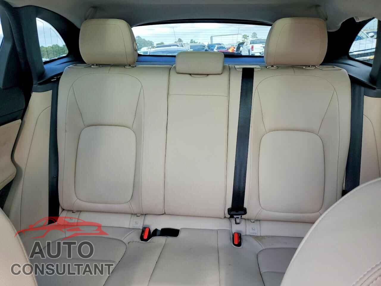 JAGUAR F-PACE 2017 - SADCJ2BV9HA089091