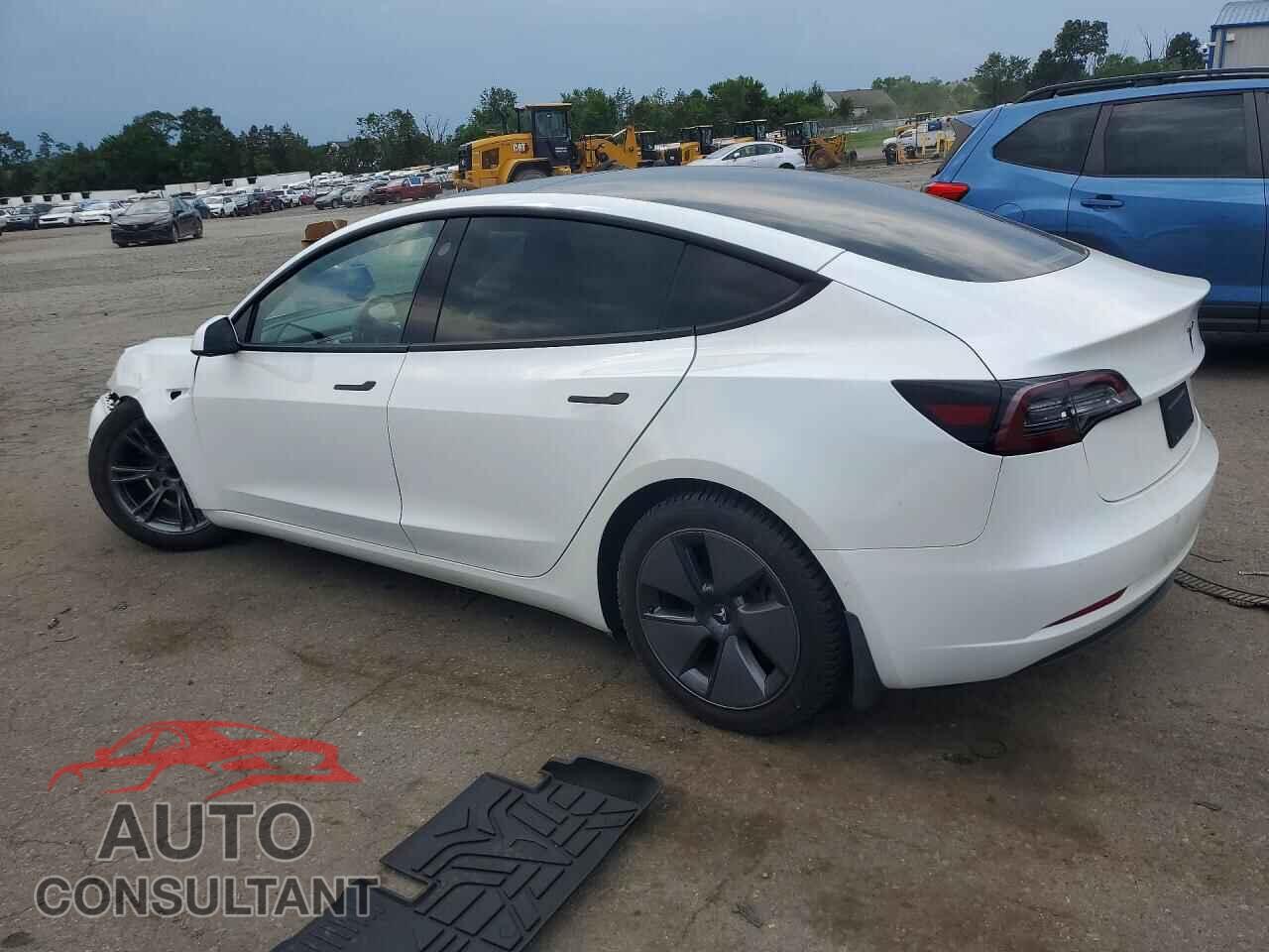 TESLA MODEL 3 2021 - 5YJ3E1EA4MF923451