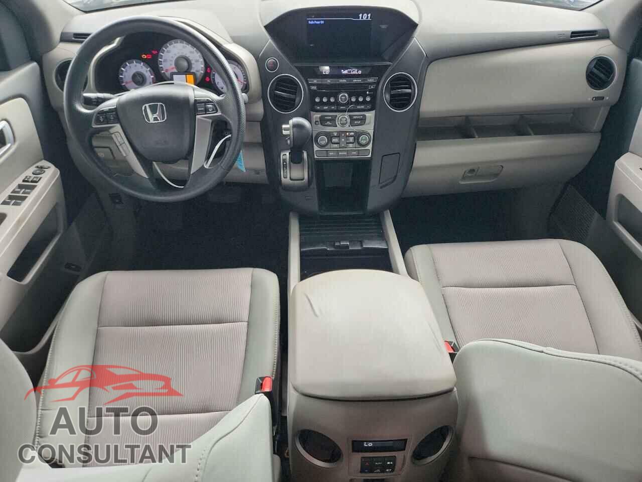 HONDA PILOT 2013 - 5FNYF3H46DB006046