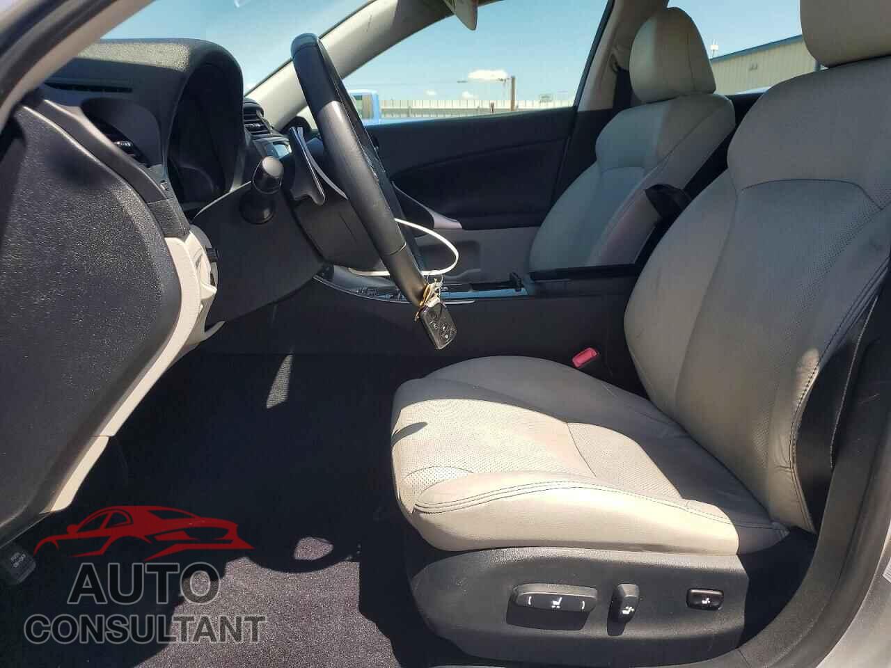 LEXUS IS 2010 - JTHBF5C28A5117958