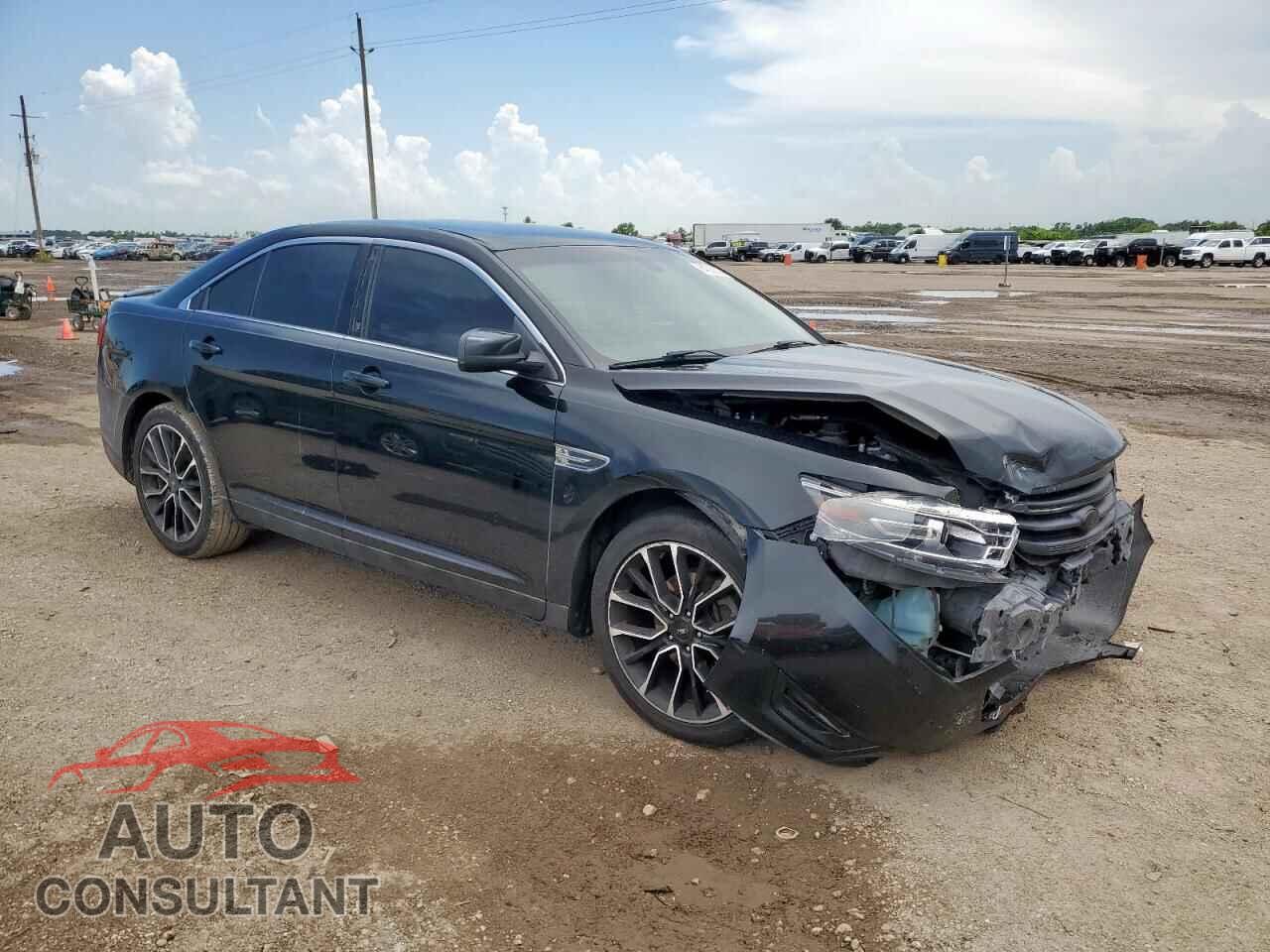 FORD TAURUS 2017 - 1FAHP2E8XHG140042