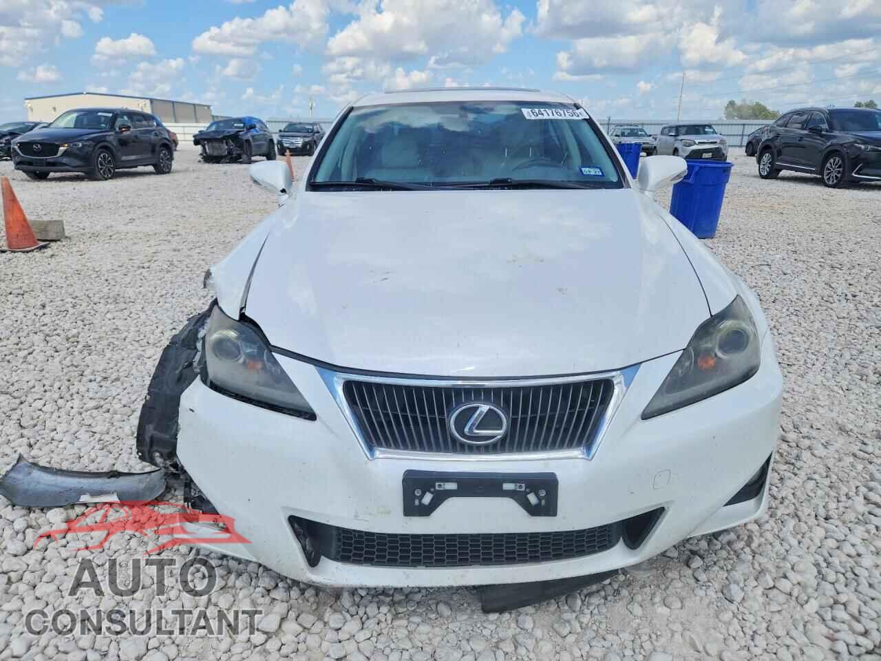 LEXUS IS 2012 - JTHBF5C21C5170679