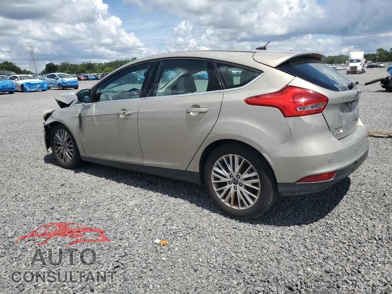 FORD FOCUS 2016 - 1FADP3N24GL235461