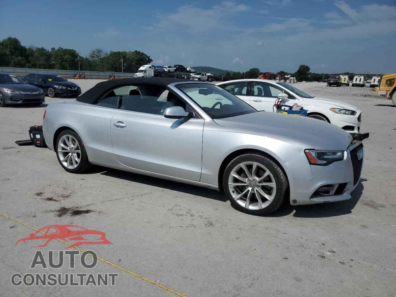 AUDI A5 2013 - WAULFAFH7DN011467