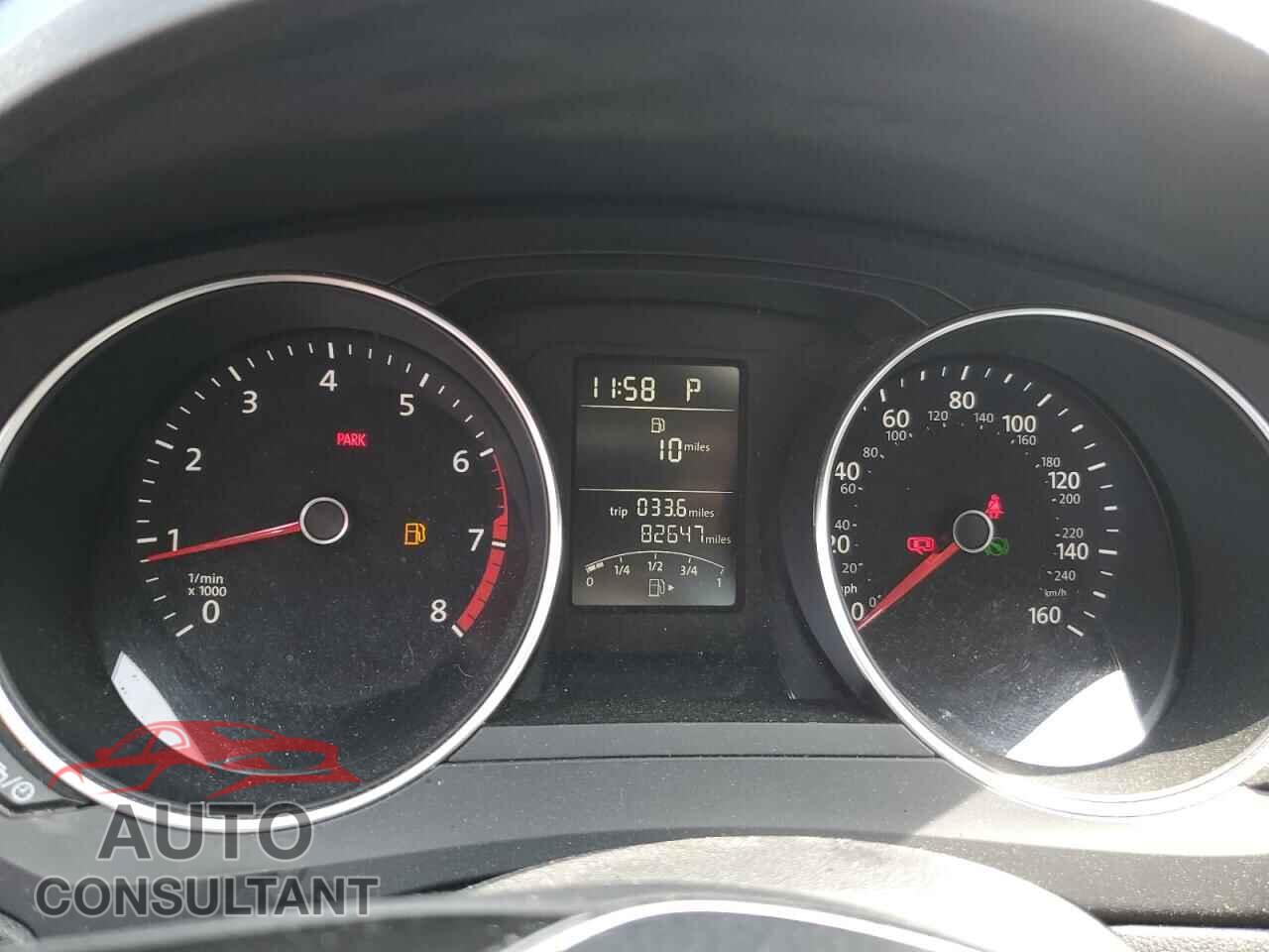 VOLKSWAGEN JETTA 2017 - 3VW2B7AJ5HM246633