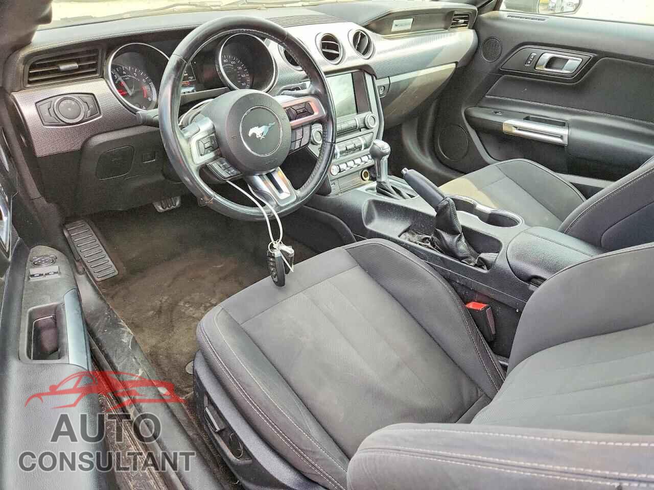 FORD MUSTANG 2018 - 1FA6P8TH7J5163390