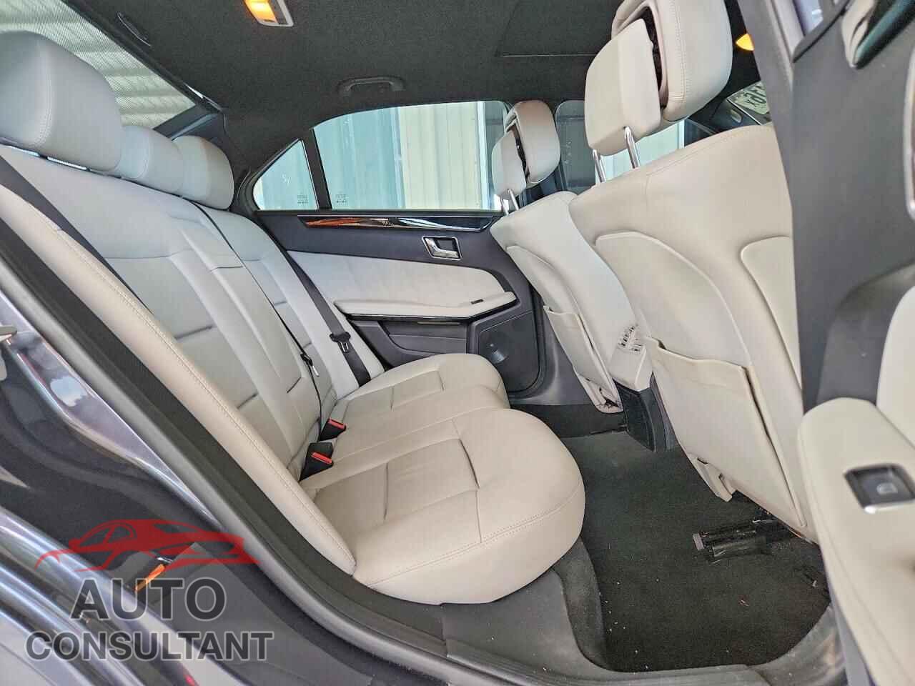 MERCEDES-BENZ E-CLASS 2011 - WDDHF2EBXBA373900