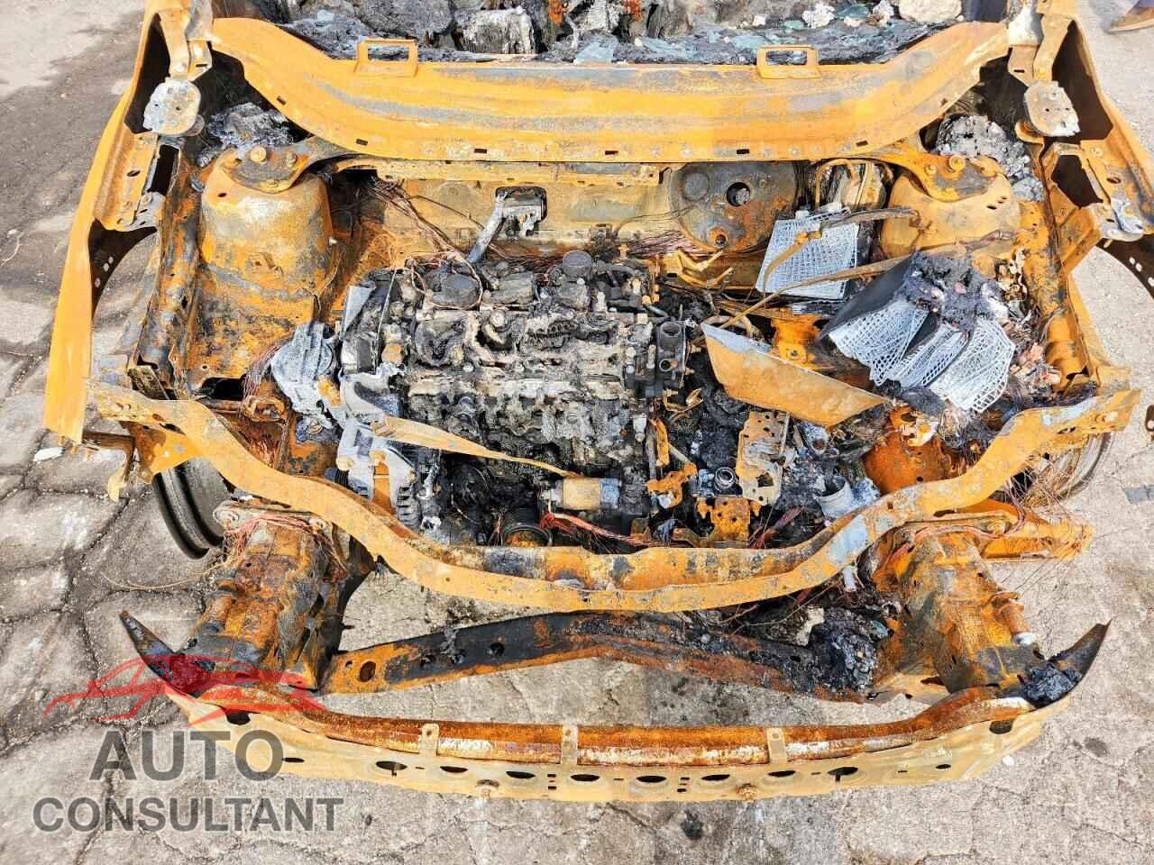 FORD ESCAPE 2017 - 1FMCU0JD4HUE46381