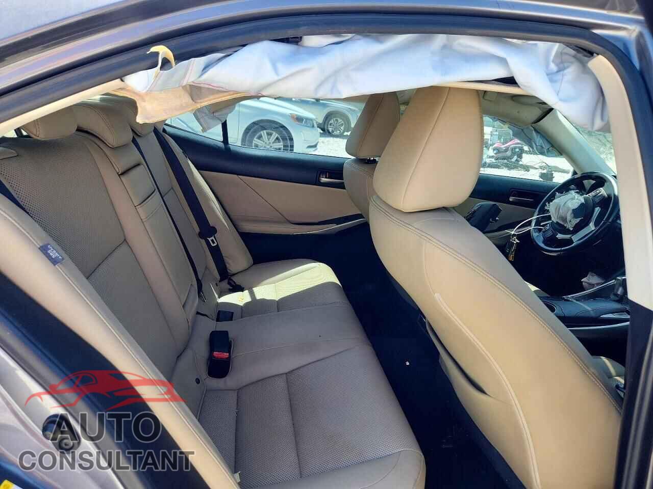 LEXUS IS 2017 - JTHBA1D26H5040328