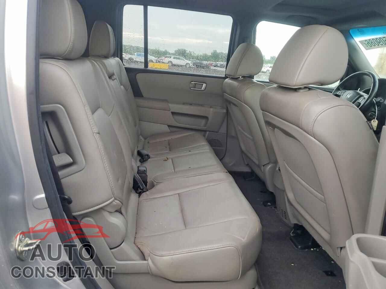 HONDA PILOT 2012 - 5FNYF4H57CB062820