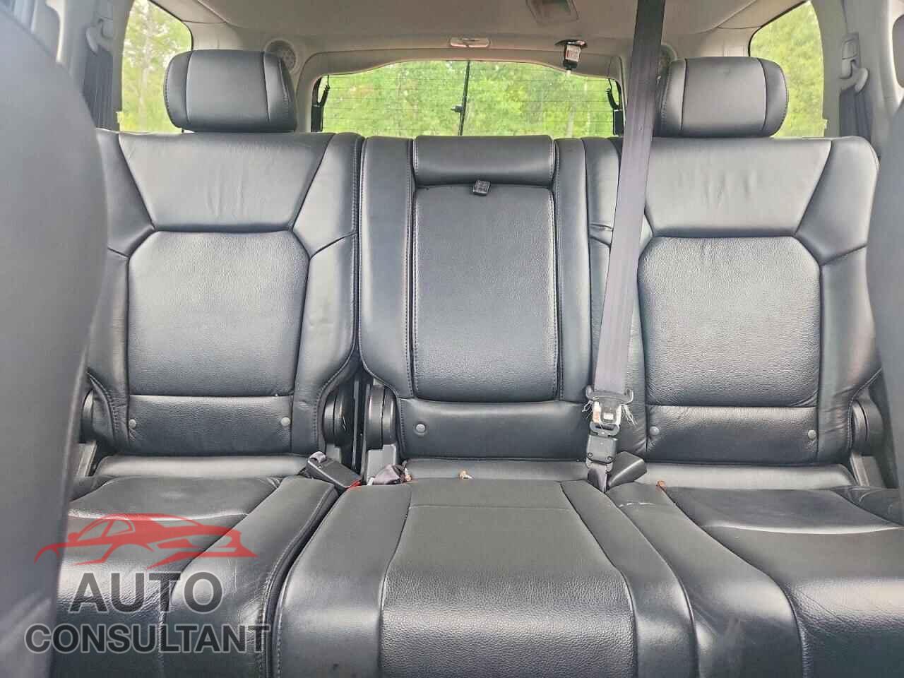 HONDA PILOT 2011 - 5FNYF4H94BB507807
