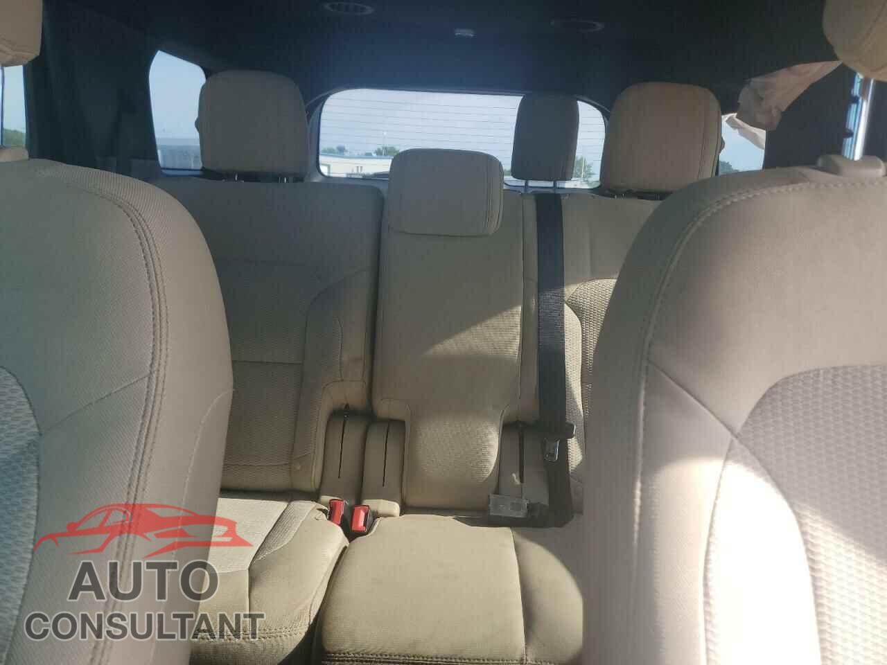 FORD EXPLORER 2017 - 1FM5K7D8XHGD76664
