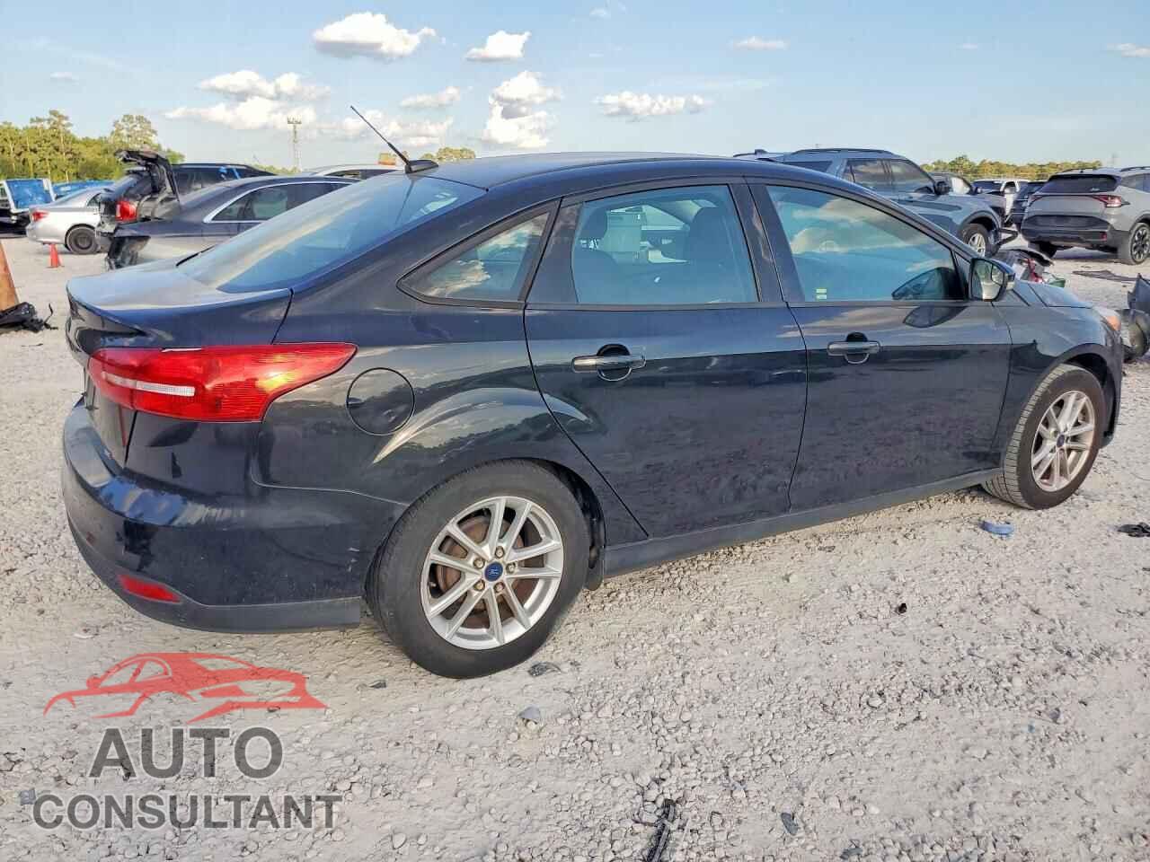 FORD FOCUS 2015 - 1FADP3F27FL335258