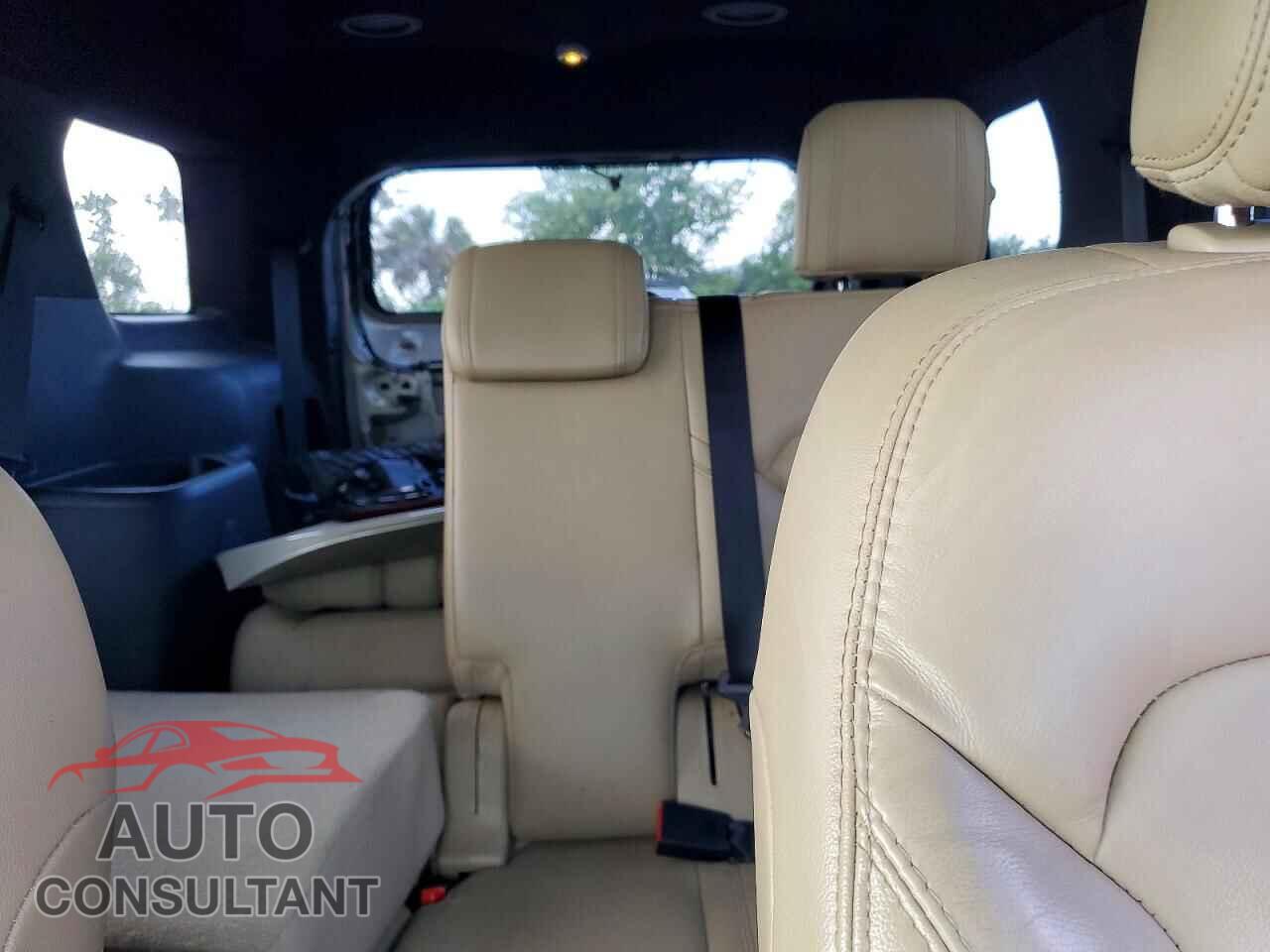 FORD EXPLORER 2017 - 1FM5K8D8XHGC53565