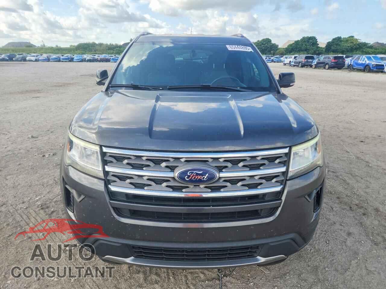 FORD EXPLORER 2018 - 1FM5K7D88JGB26913
