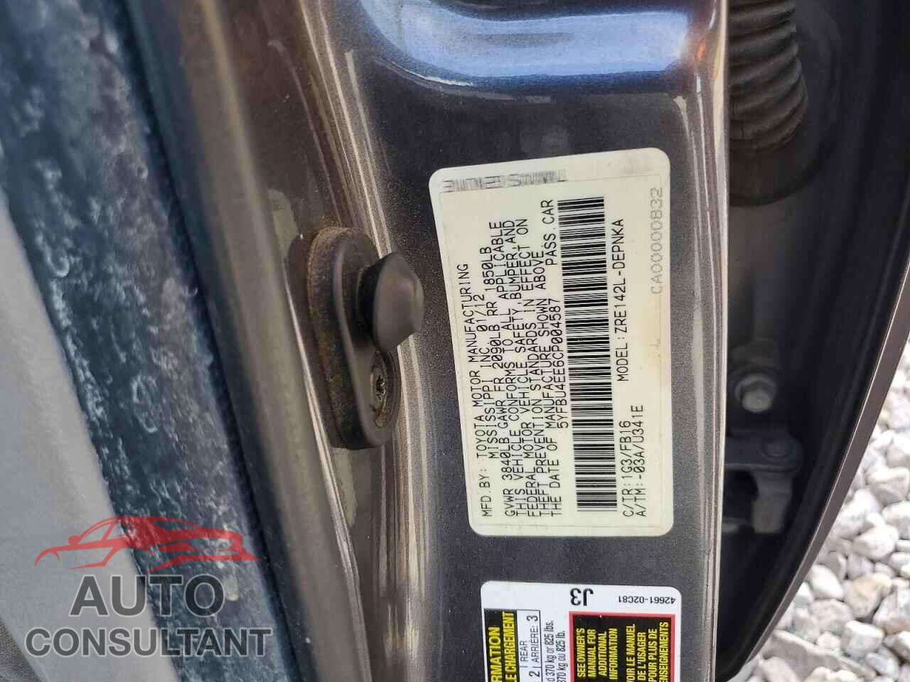 TOYOTA COROLLA 2012 - 5YFBU4EE6CP004587