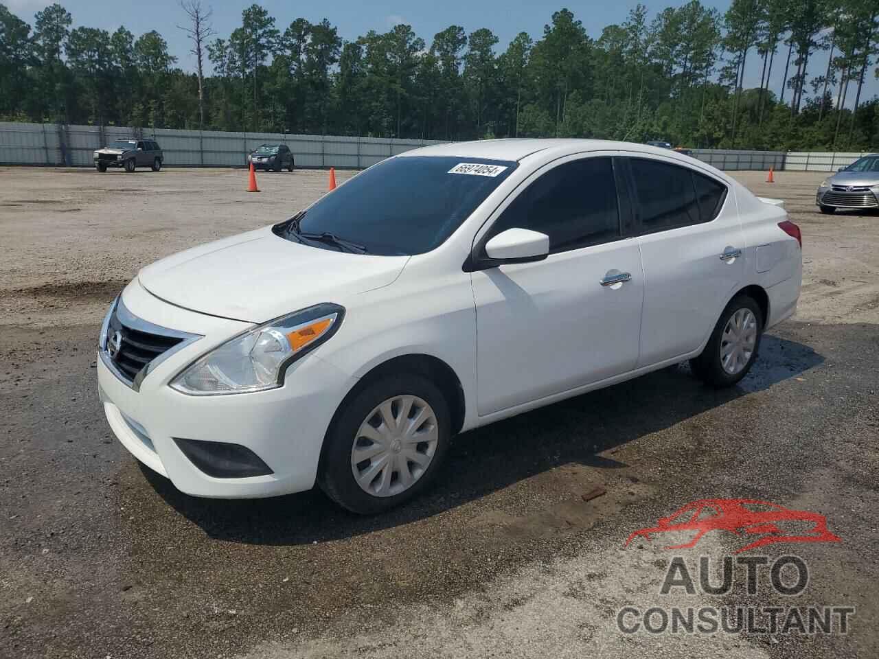 NISSAN VERSA 2019 - 3N1CN7AP7KL860988