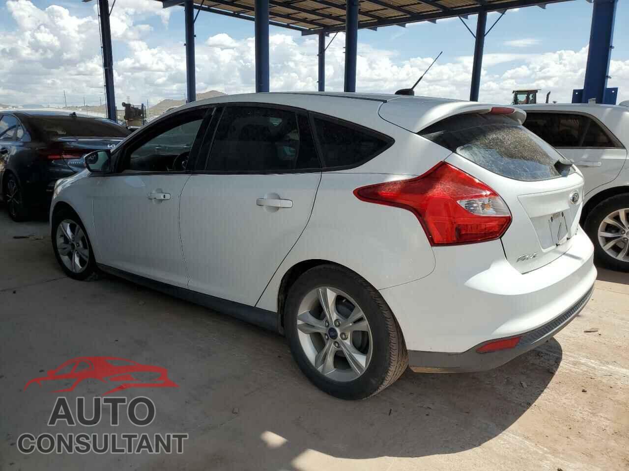 FORD FOCUS 2014 - 1FADP3K24EL210660