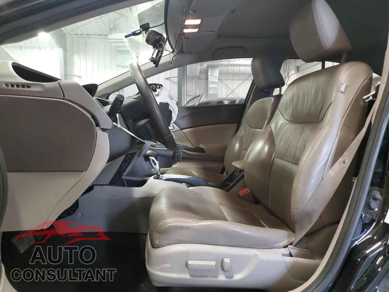 HONDA CIVIC 2012 - 2HGFB2F90CH002693