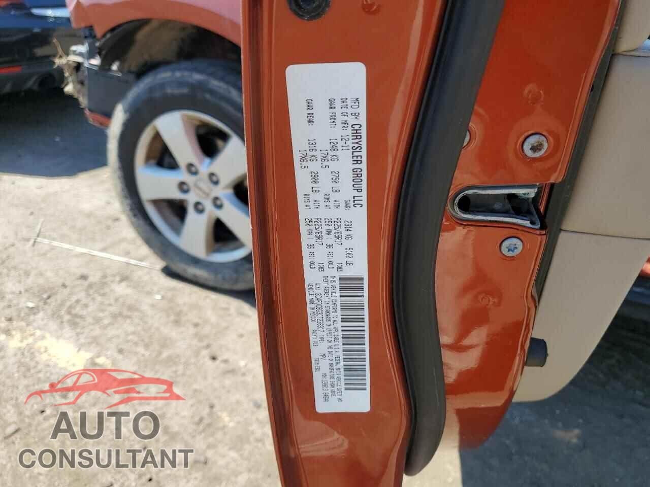 DODGE JOURNEY 2012 - 3C4PDCBG3CT238317