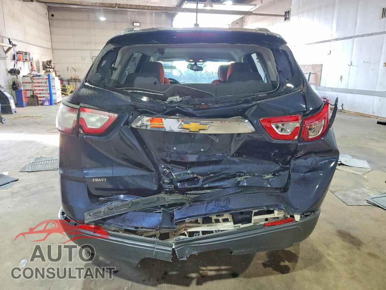 CHEVROLET TRAVERSE 2015 - 1GNKVFED9FJ153995