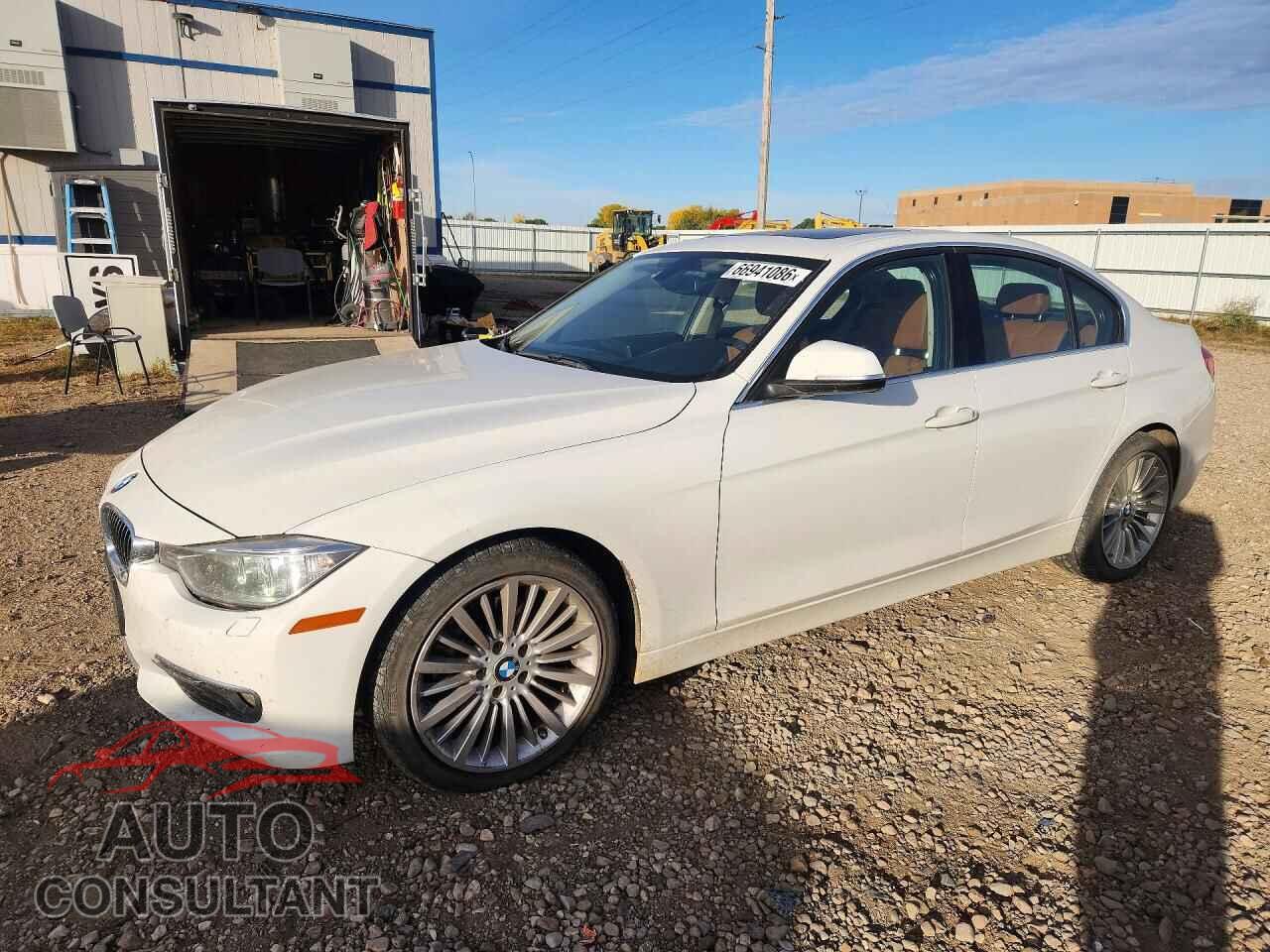 BMW 3 SERIES 2013 - WBA3B3C53DF530740