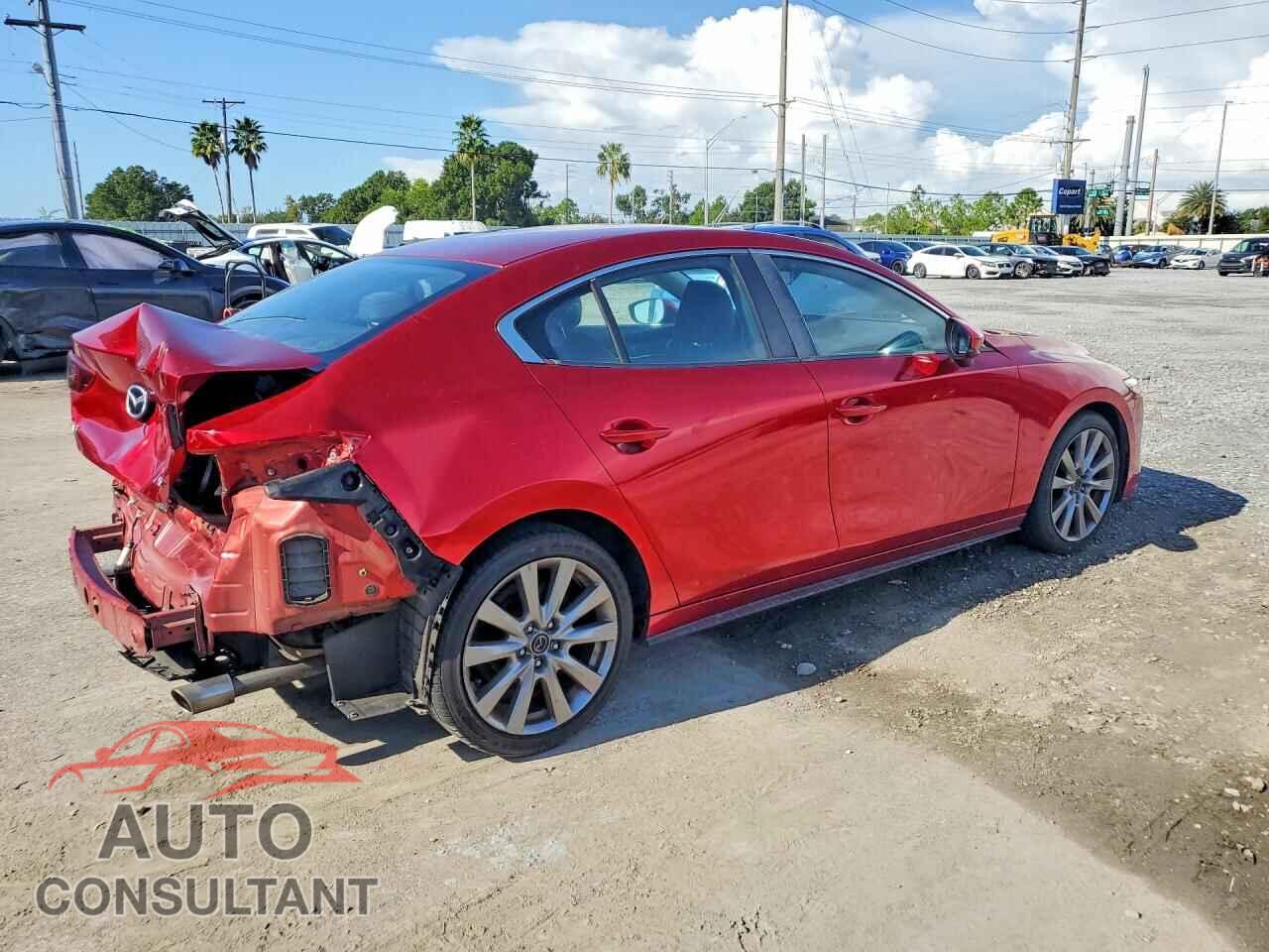MAZDA 3 2021 - JM1BPACL4M1326108