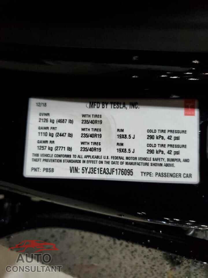 TESLA MODEL 3 2018 - 5YJ3E1EA3JF176095