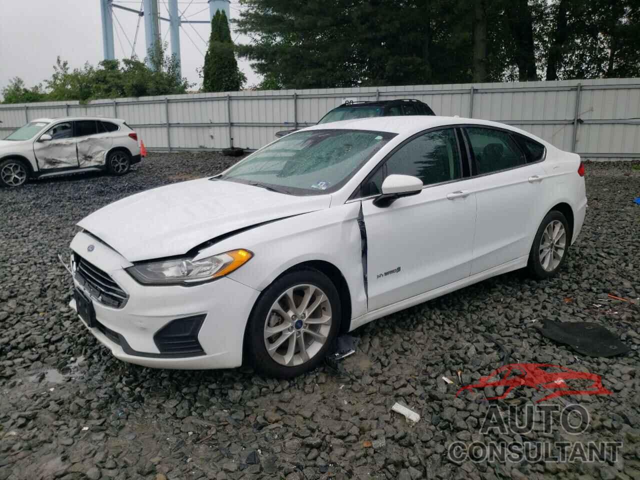 FORD FUSION 2019 - 3FA6P0LU4KR126343