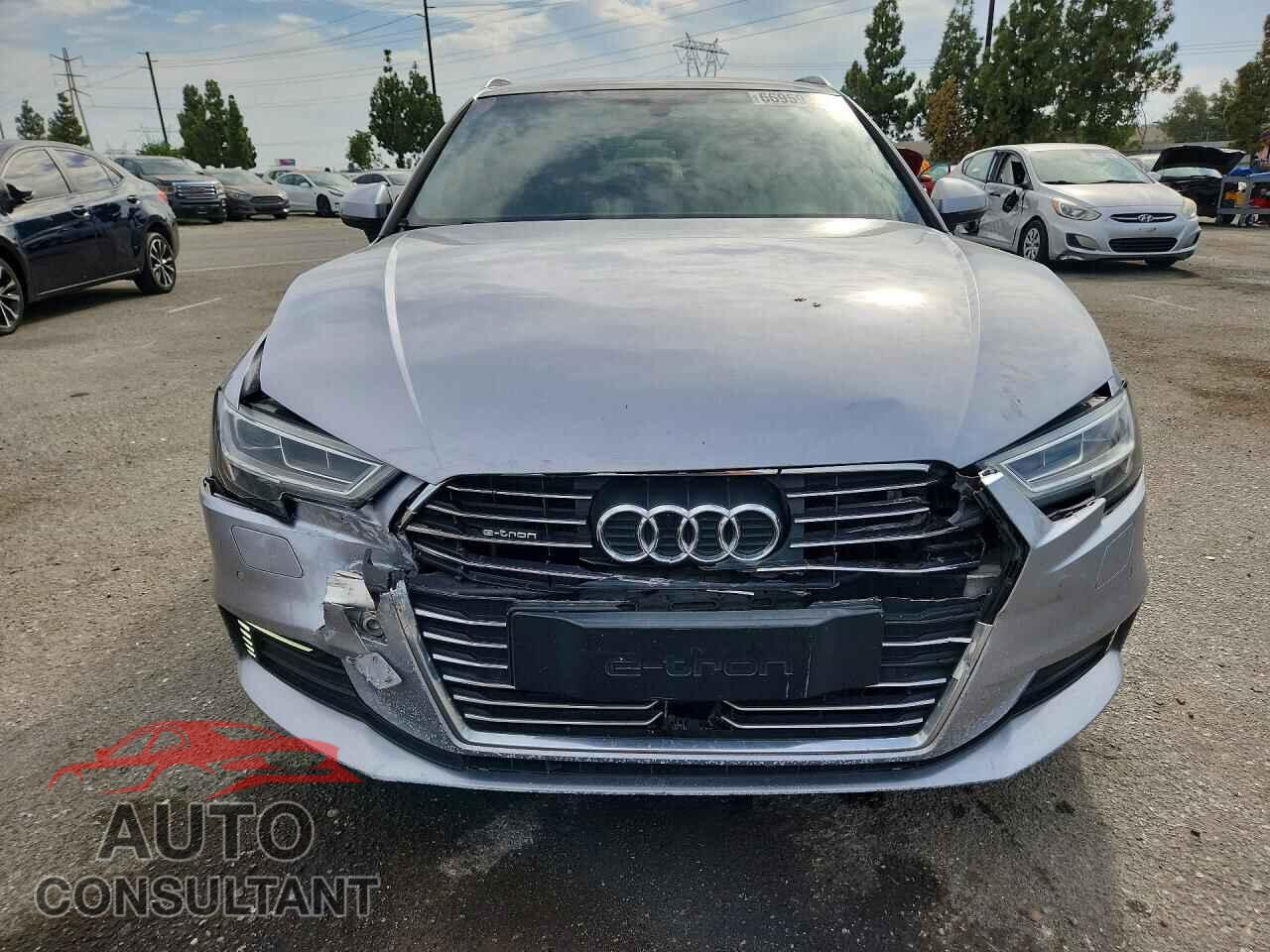 AUDI A3 2017 - WAUTPBFF6HA037962