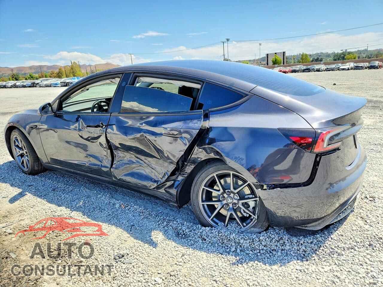 TESLA MODEL 3 2026 - 5YJ3E1EA2TF199399