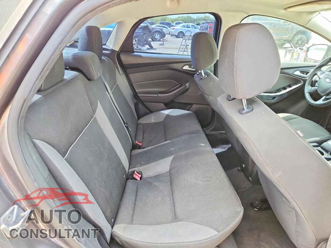 FORD FOCUS 2013 - 1FADP3F24DL213373