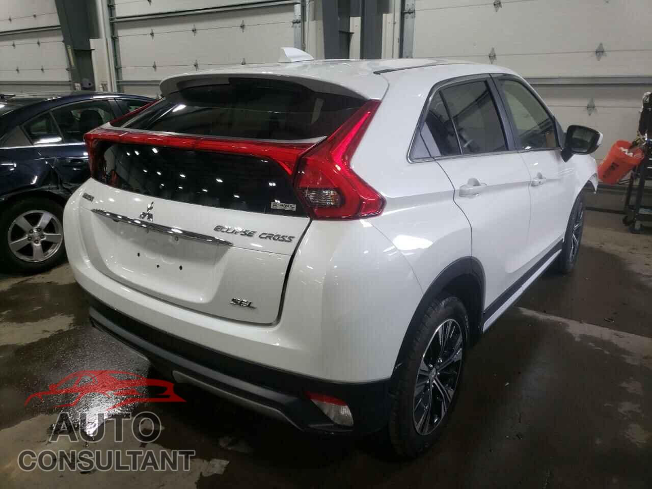 MITSUBISHI ECLIPSE 2018 - JA4AT5AA4JZ047443