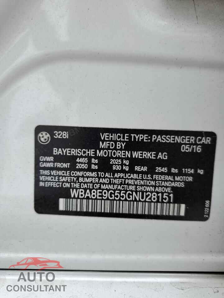 BMW 3 SERIES 2016 - WBA8E9G55GNU28151