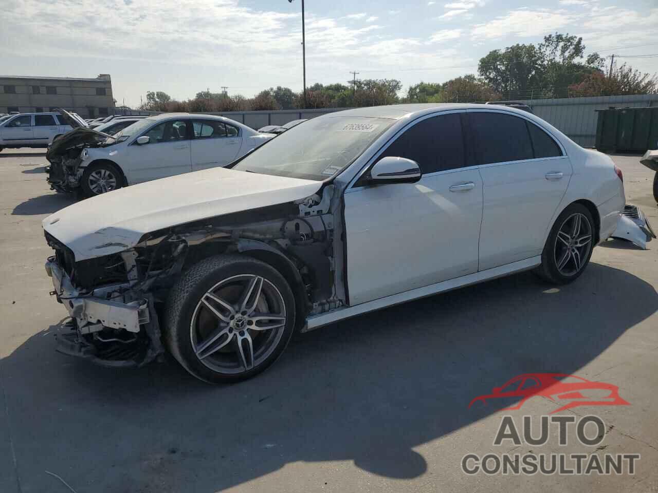 MERCEDES-BENZ E-CLASS 2018 - WDDZF4JB5JA373064