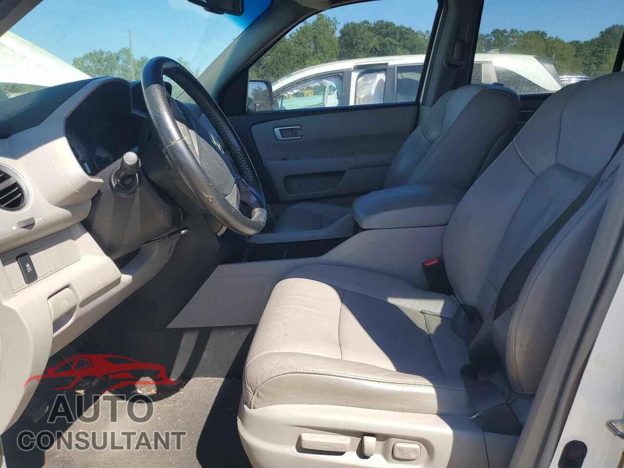 HONDA PILOT 2012 - 5FNYF3H67CB012938