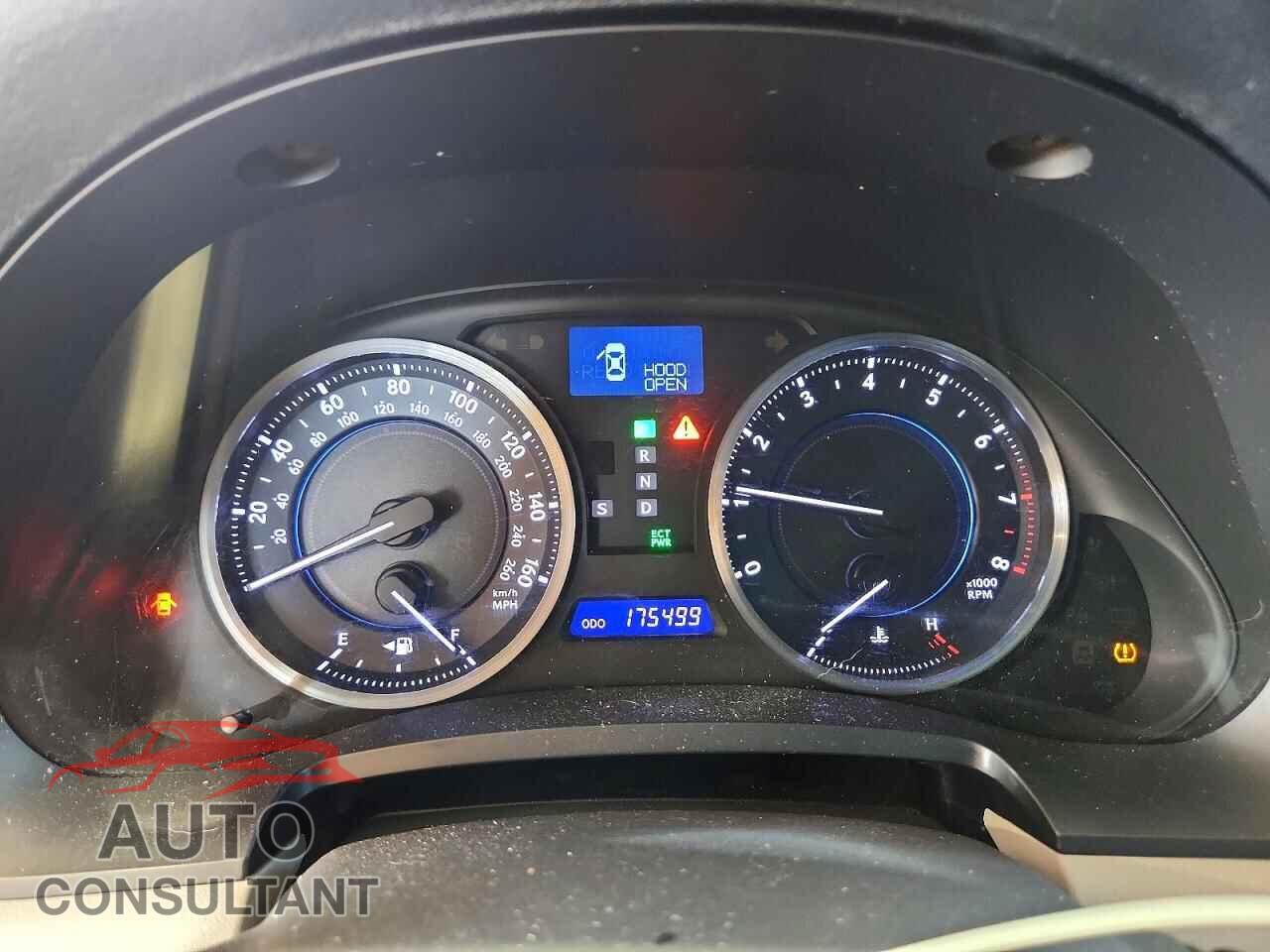 LEXUS IS 2011 - JTHBE5C21B5025434