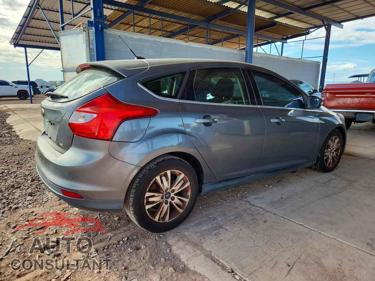 FORD FOCUS 2012 - 1FAHP3M20CL424749