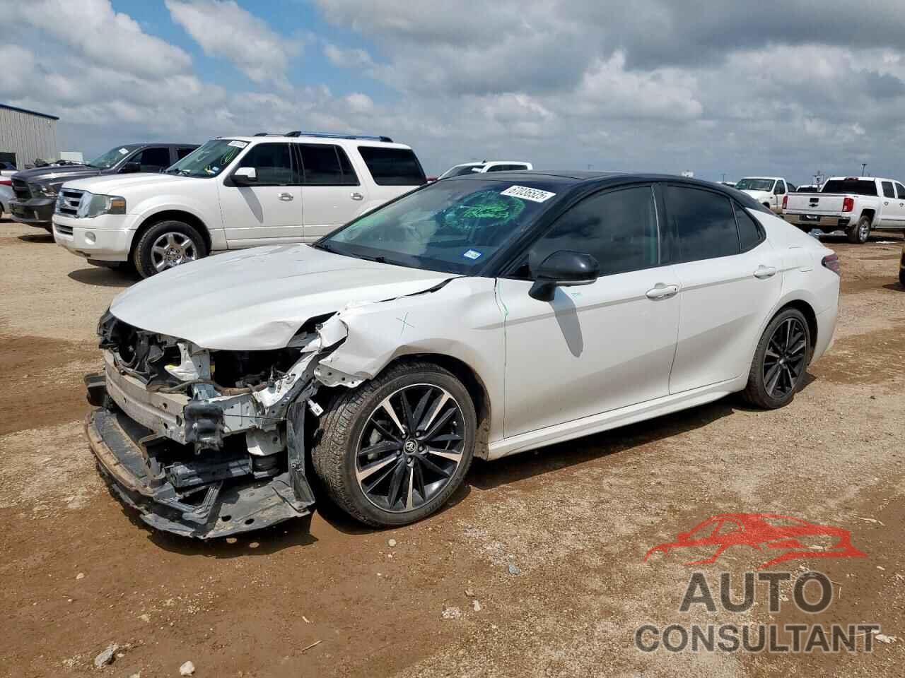 TOYOTA CAMRY 2019 - 4T1B61HK9KU247298