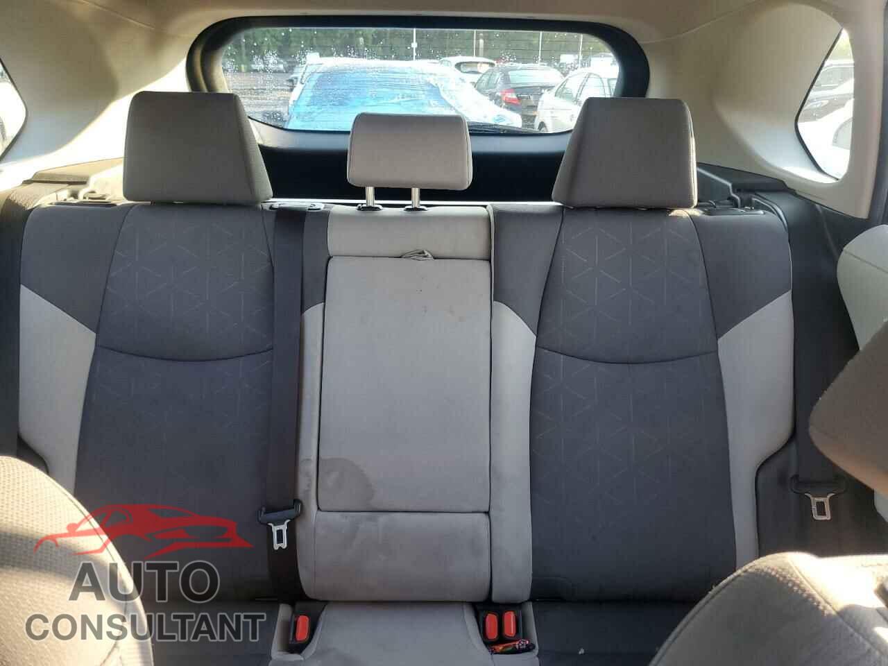 TOYOTA RAV4 2019 - JTMP1RFV2KD037713