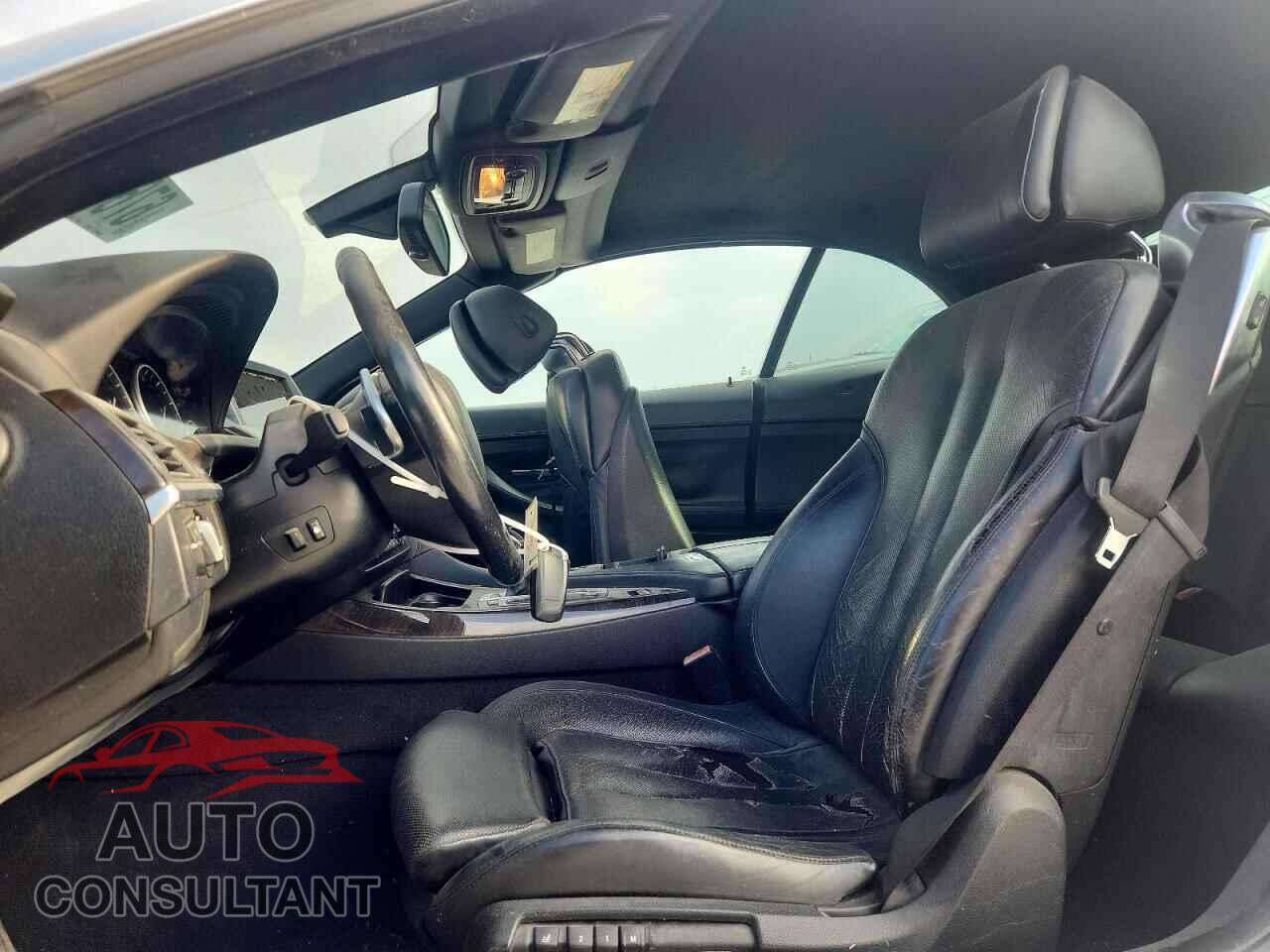 BMW 6 SERIES 2012 - WBALZ3C59CDL72393