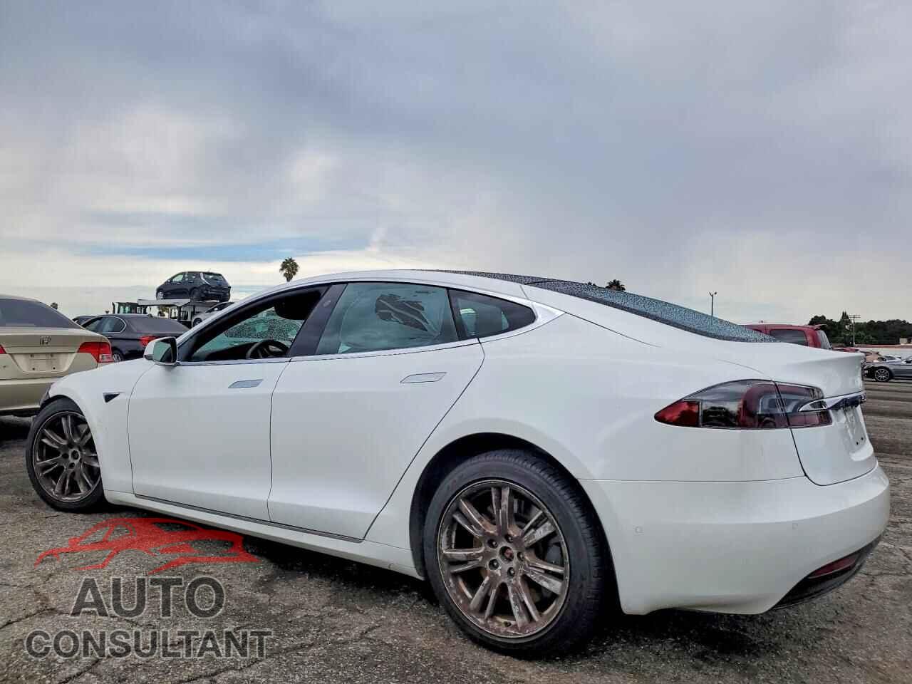TESLA MODEL S 2021 - 5YJSA1E2XMF423715