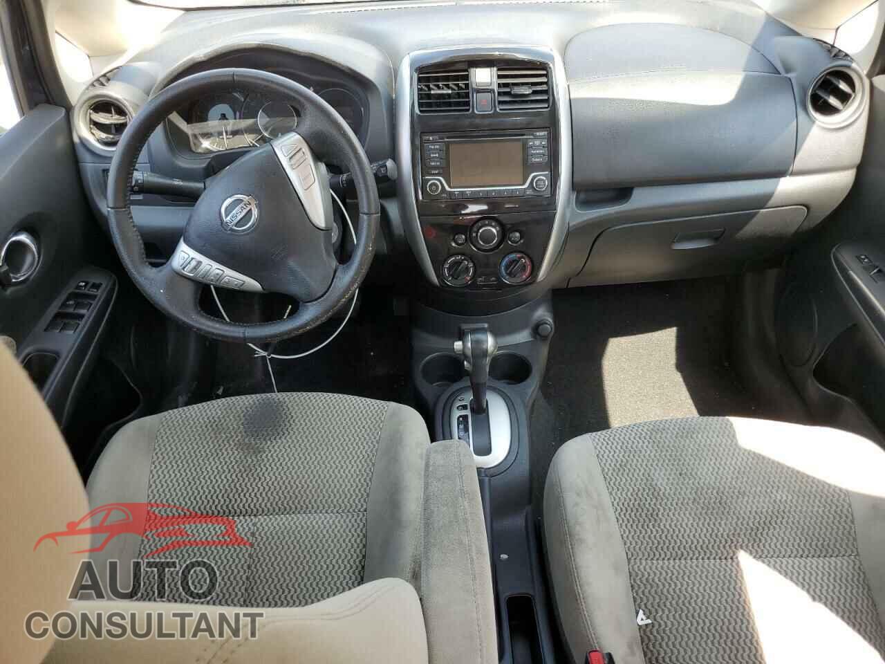 NISSAN VERSA 2017 - 3N1CE2CP5HL353421