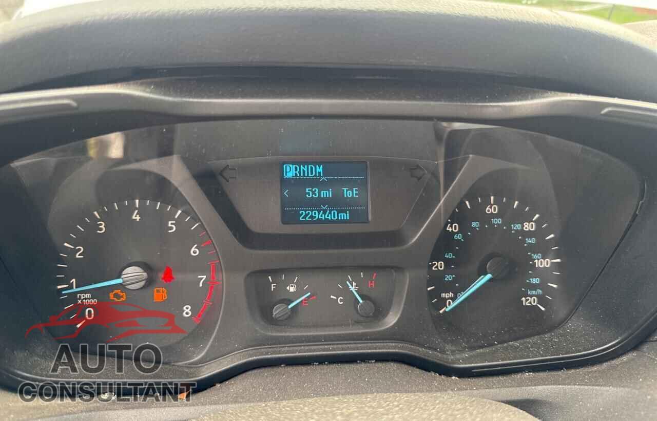 FORD TRANSIT 2015 - 1FTNR2XG2FKA24792