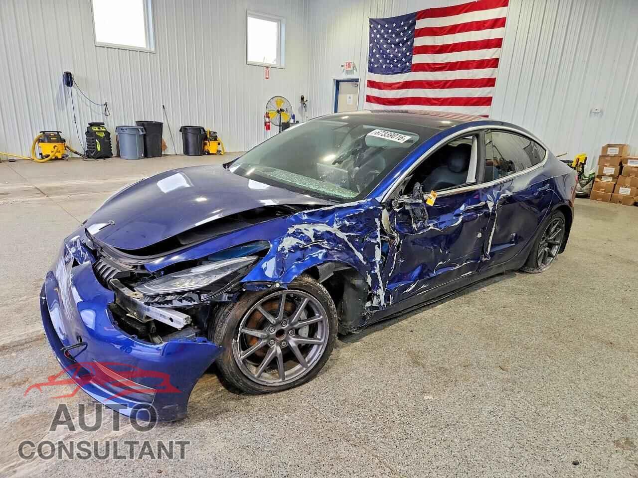 TESLA MODEL 3 2018 - 5YJ3E1EA5JF125035