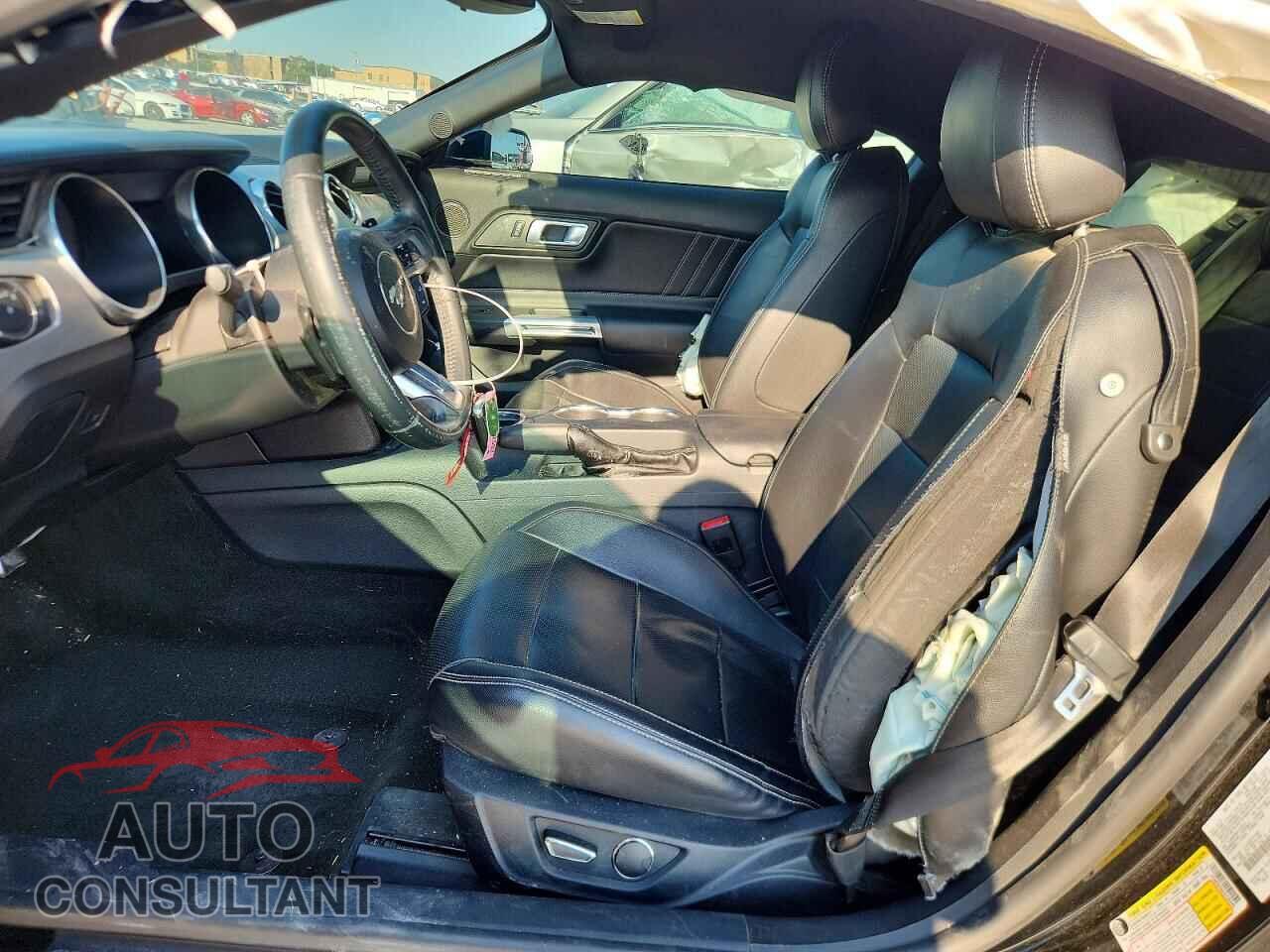 FORD MUSTANG 2018 - 1FA6P8TH0J5128545