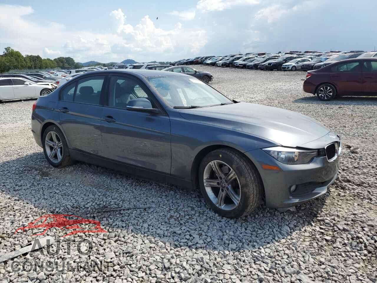 BMW 3 SERIES 2014 - WBA3C3C53EF985330