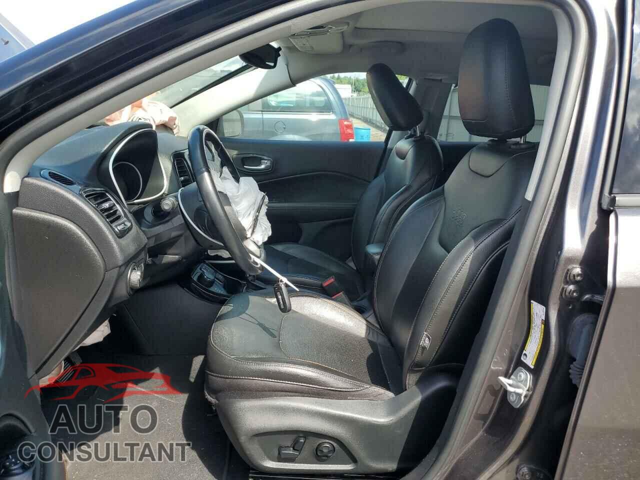 JEEP COMPASS 2021 - 3C4NJDCB2MT500368