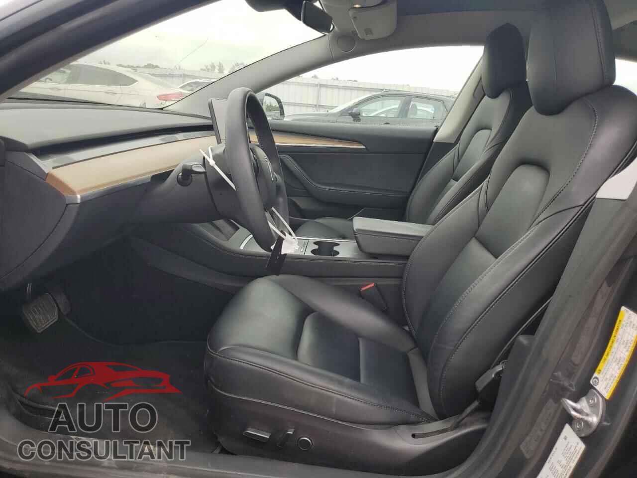 TESLA MODEL 3 2021 - 5YJ3E1EBXMF975076