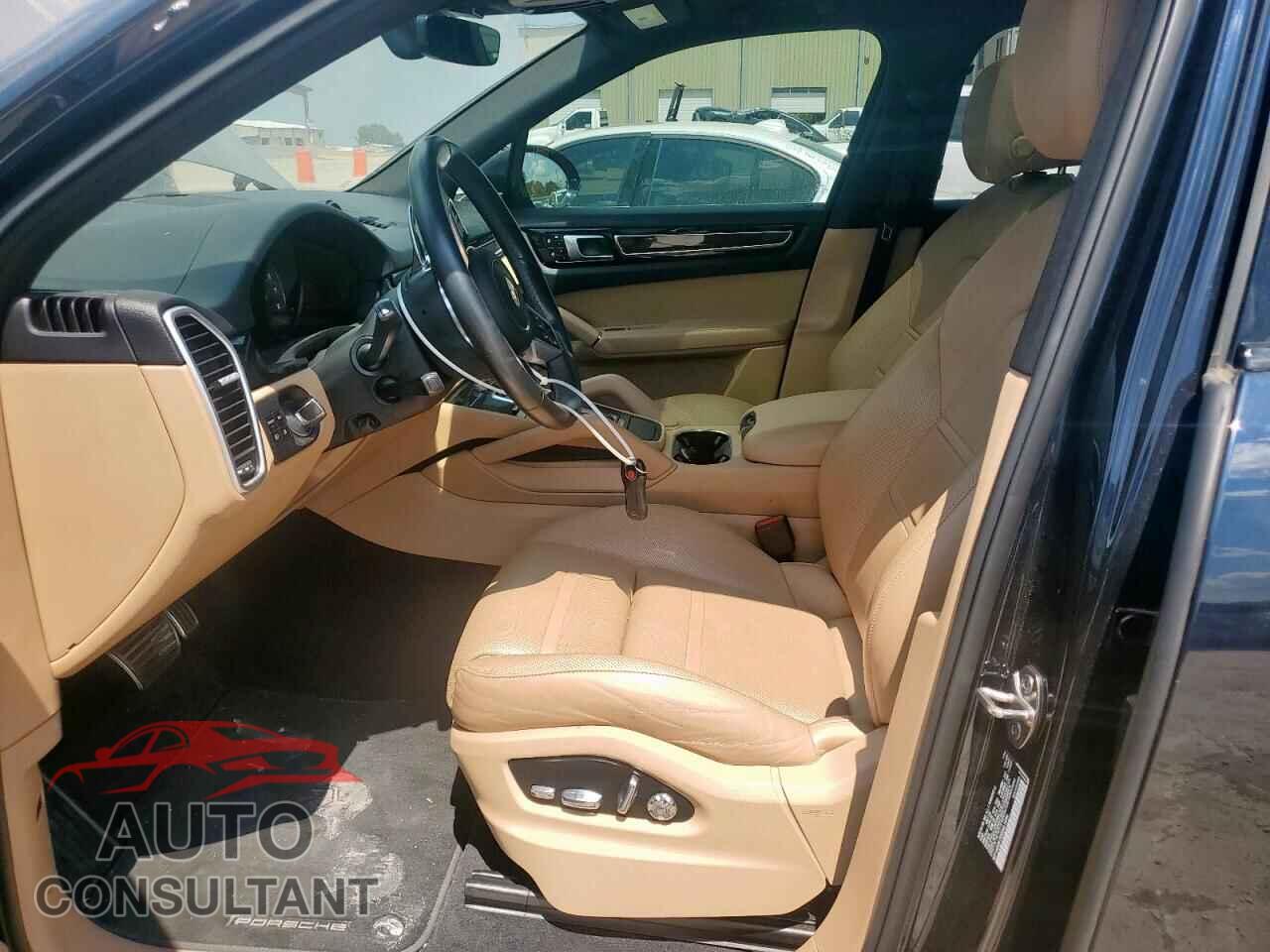 PORSCHE CAYENNE 2019 - WP1AB2AY5KDA61594